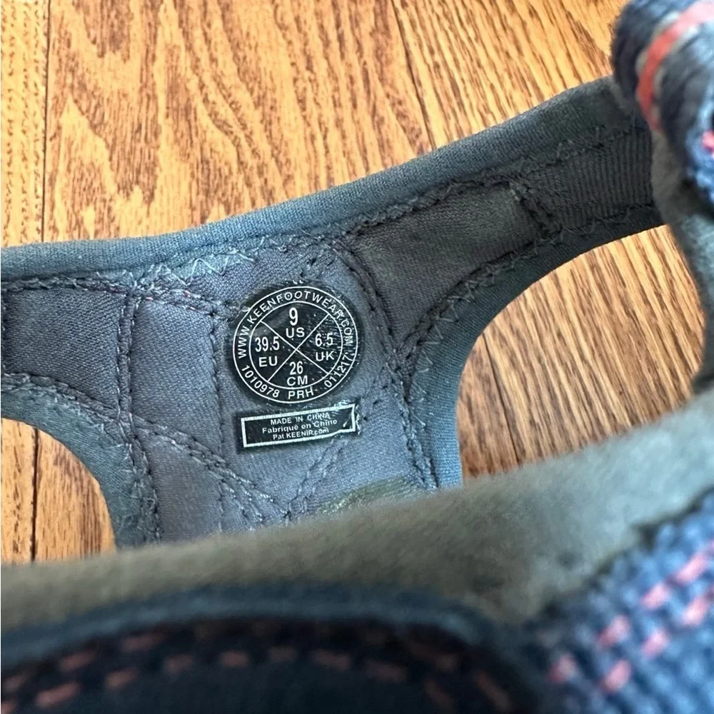 Keen Venice Sandals Womens Size 9 Blue - Picture 5 of 6